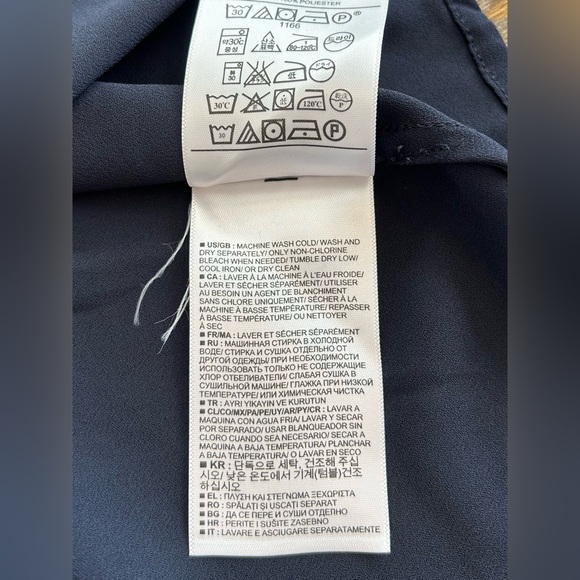 Banana Republic Blouse, Navy Blue, M - Picture 9 of 10